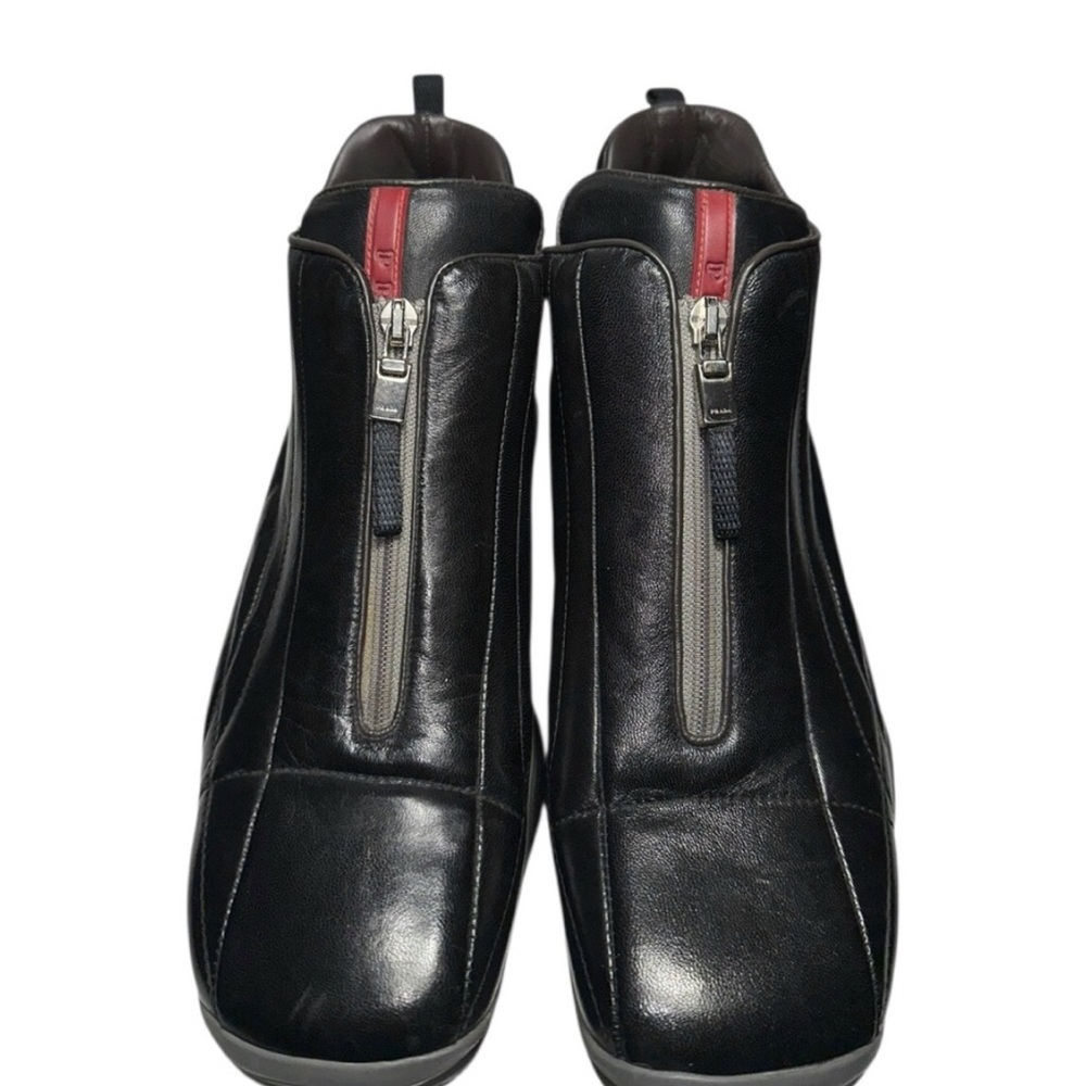 Prada Black Leather with Red Zip Trim-unisex size 9 (40)black snickers